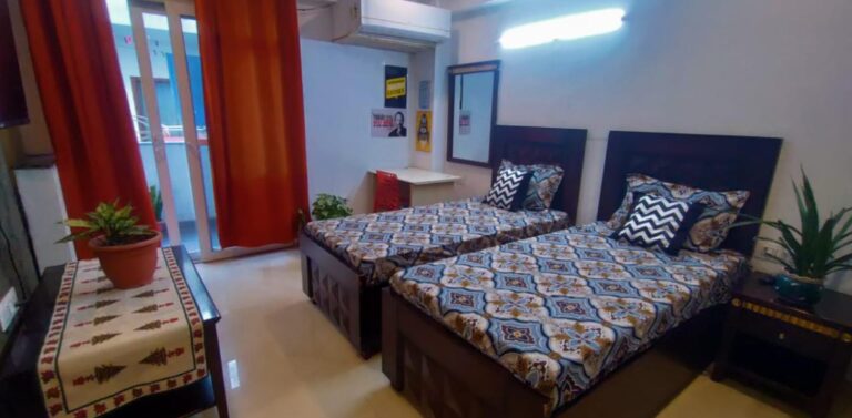 Affordable PG Accommodation in Gurgaon with Meals & Modern Facilities