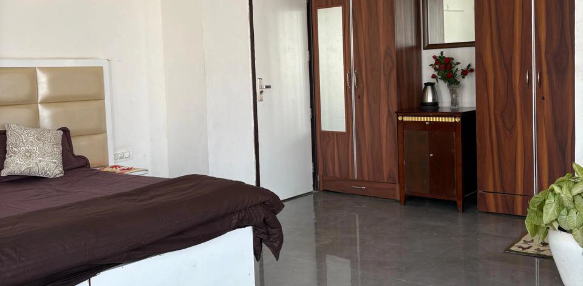 Why a Luxury PG in Gurgaon Is More Than Just Accommodation for Working Professionals